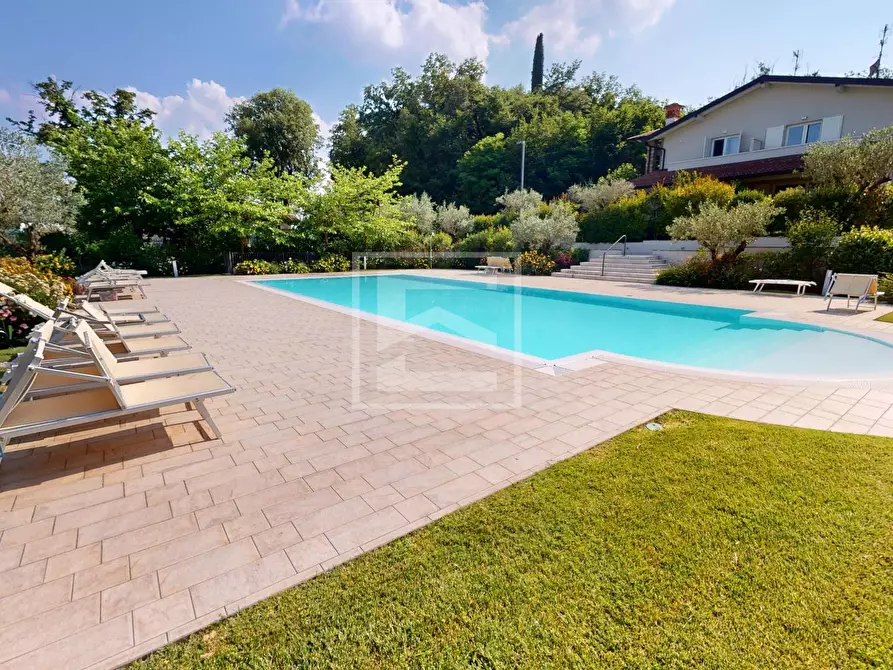 Immagine 3 di Villetta a schiera in vendita  in Via Belvedere a Padenghe Sul Garda