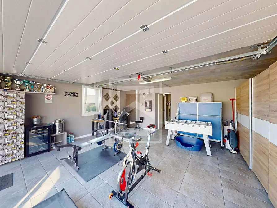 Immagine 40 di Villa in vendita  in s. Pietro a Desenzano Del Garda