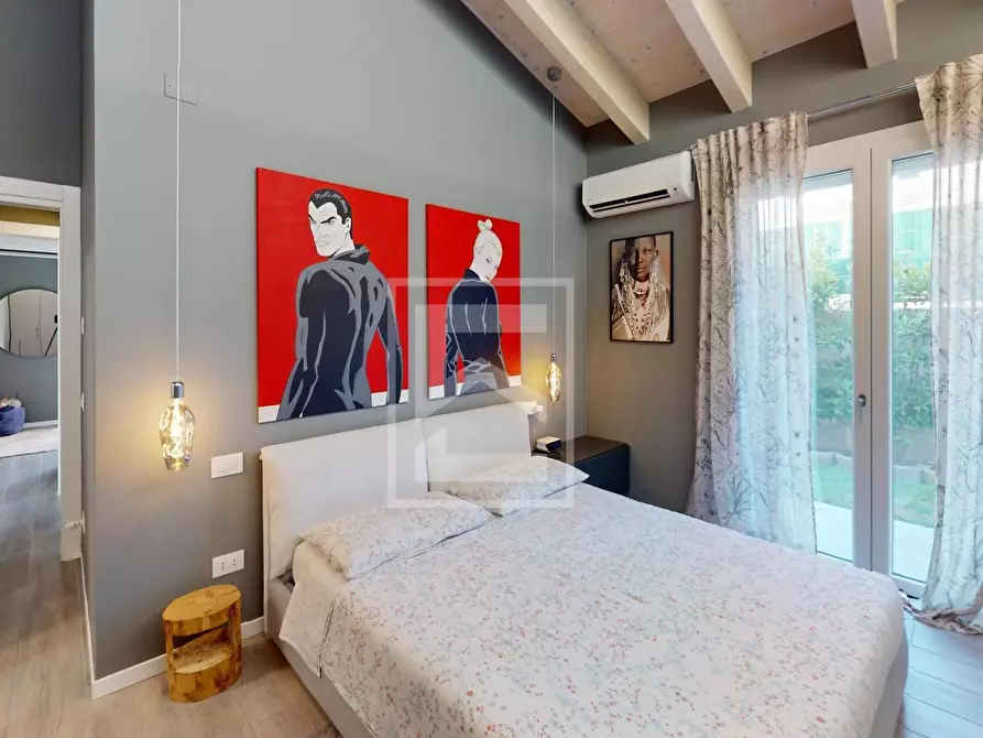 Immagine 21 di Villa in vendita  in s. Pietro a Desenzano Del Garda