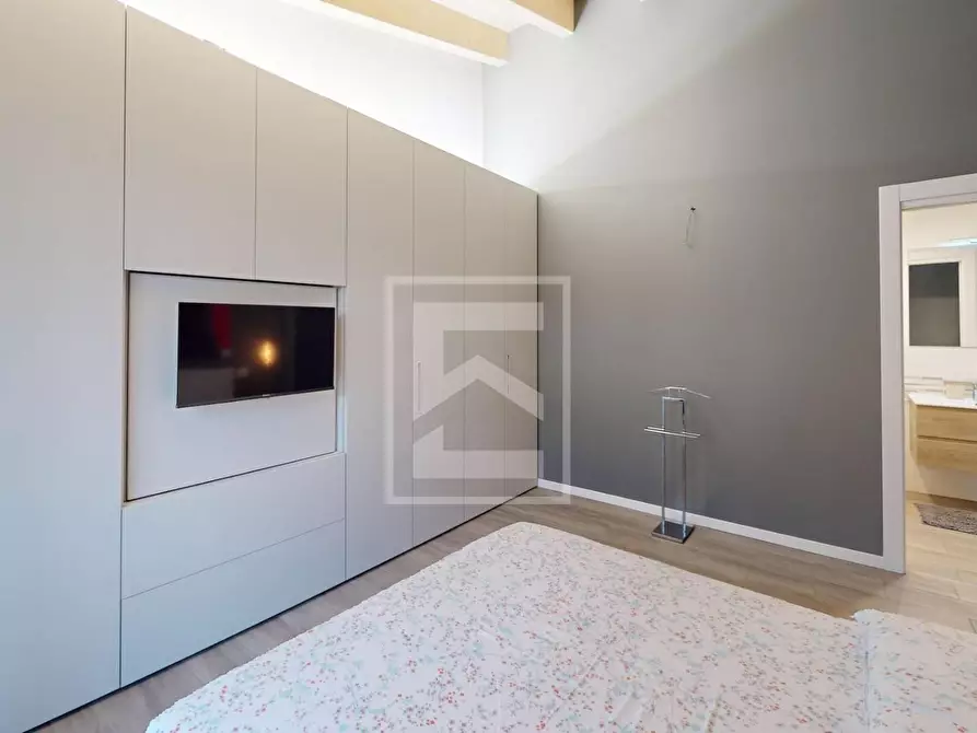 Immagine 23 di Villa in vendita  in s. Pietro a Desenzano Del Garda