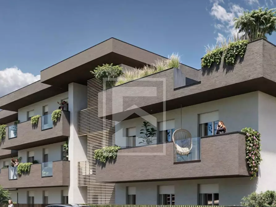 Immagine 6 di Appartamento in vendita  in Via Monte croce a Desenzano Del Garda