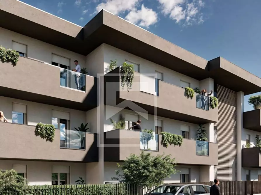 Immagine 6 di Appartamento in vendita  in Via Monte croce a Desenzano Del Garda