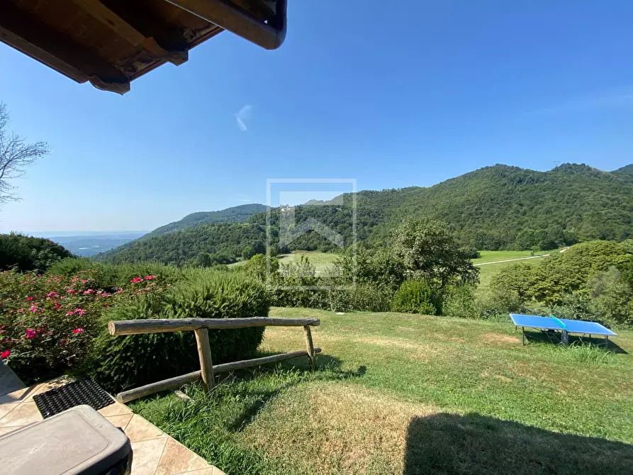 Immagine 1 di Agriturismo in vendita  in via san michele 30 a Salò