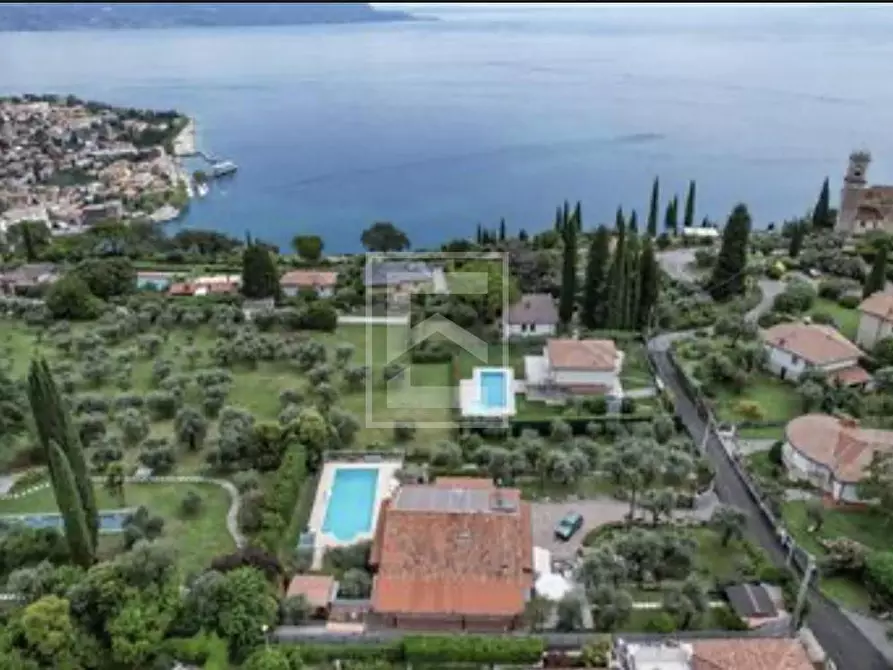 Immagine 2 di Villa in vendita  in via taromina 8 a Toscolano-Maderno