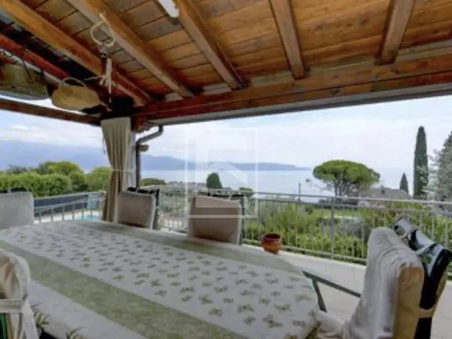 Immagine 5 di Villa in vendita  in via taromina 8 a Toscolano-Maderno