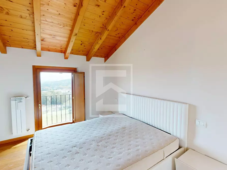 Immagine 28 di Villa in vendita  in via sotto raso a Polpenazze Del Garda