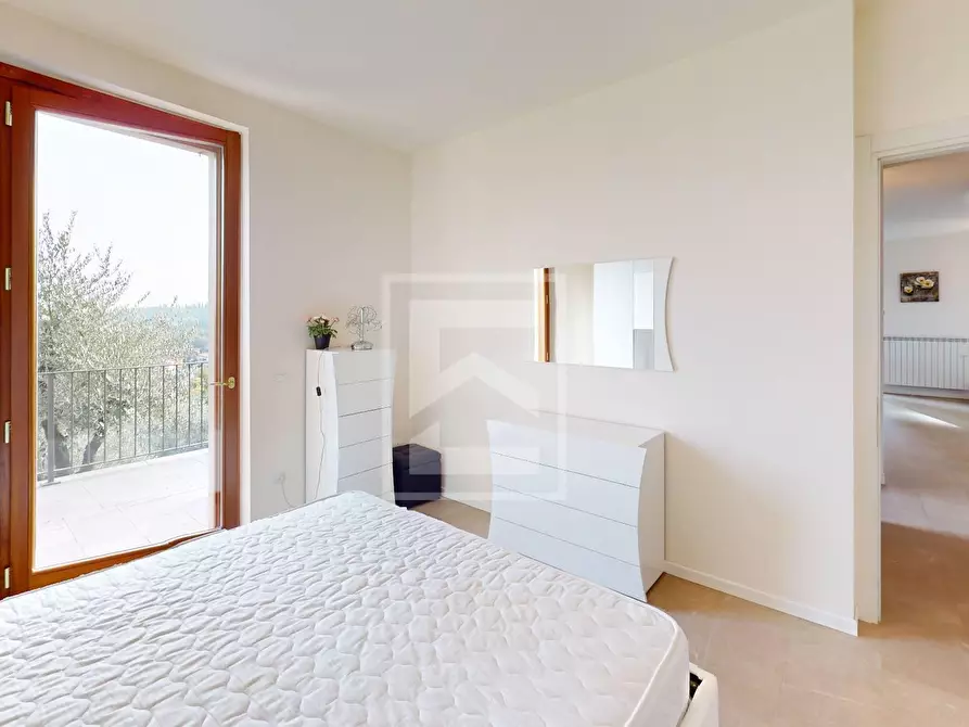 Immagine 34 di Villa in vendita  in via sotto raso a Polpenazze Del Garda