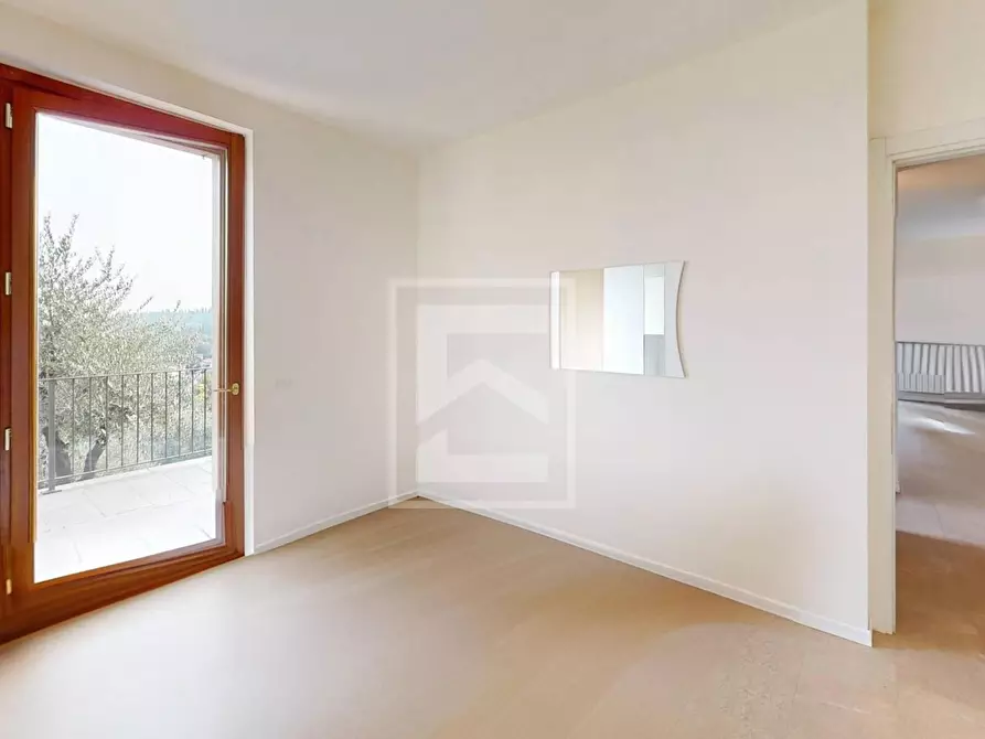 Immagine 36 di Villa in vendita  in via sotto raso a Polpenazze Del Garda