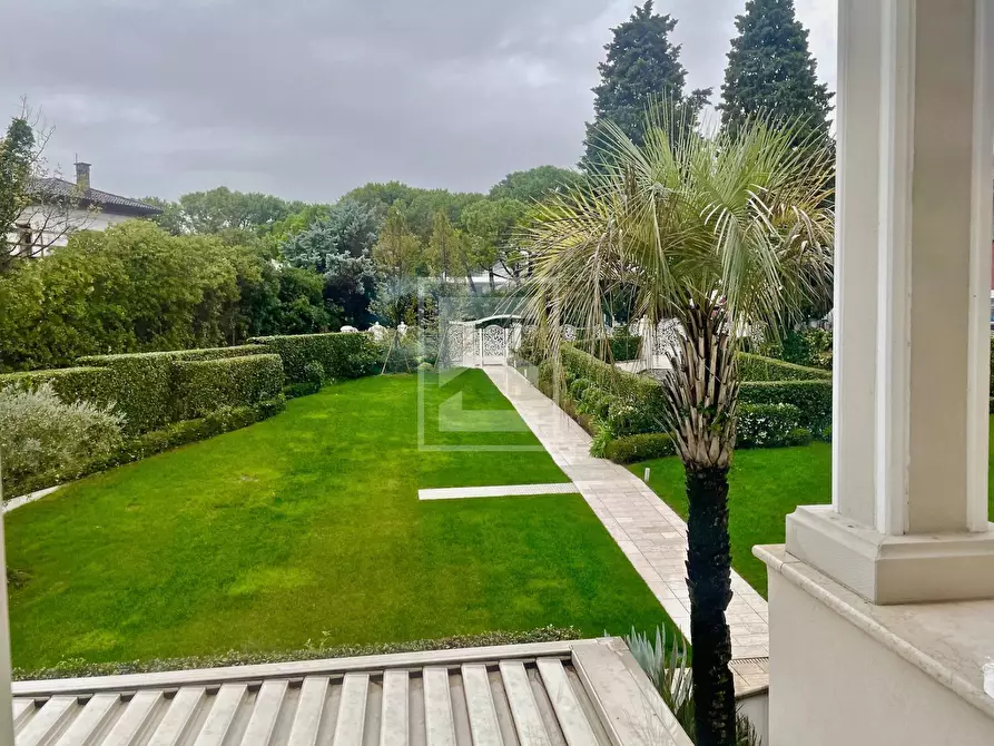 Immagine 23 di Appartamento in vendita  in via Tommaso dal Molin a Desenzano Del Garda