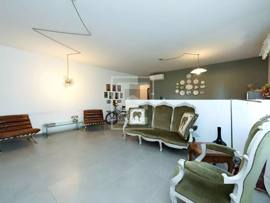 Immagine 3 di Appartamento in vendita  in VIA SAN MARTINO DELLA BATTAGLIA a Sirmione