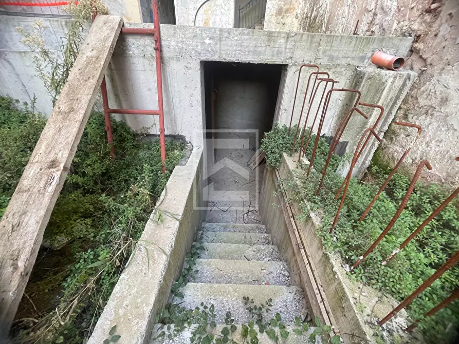 Immagine 22 di Villa in vendita  in Via Repubblica a Lonato del Garda