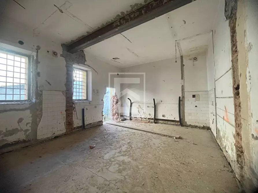 Immagine 19 di Villa in vendita  in Via Repubblica a Lonato del Garda