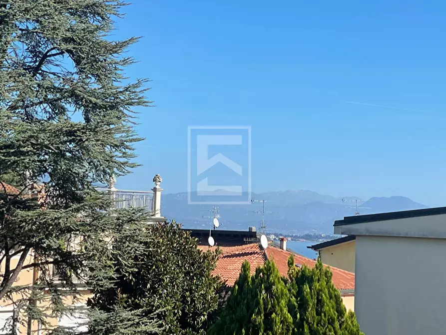 Immagine 20 di Attico in vendita  in Via Tito Speri a Desenzano Del Garda