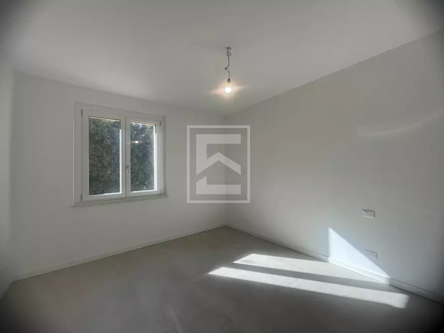 Immagine 25 di Attico in vendita  in Via Tito Speri a Desenzano Del Garda