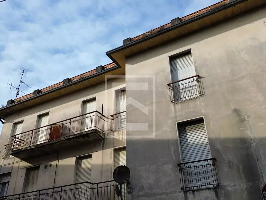 Immagine 14 di Rustico / casale in vendita  in via garibaldi 12 a San Felice Del Benaco
