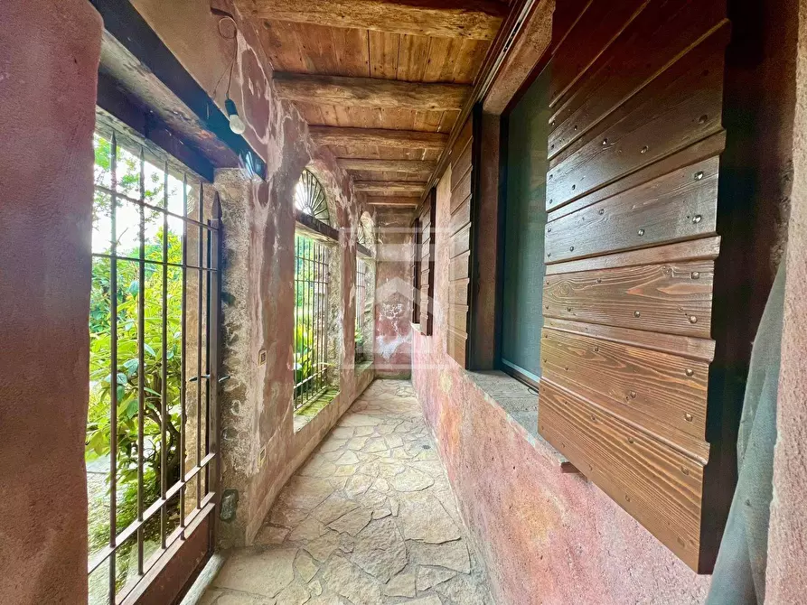 Immagine 11 di Appartamento in vendita  in Via Andreis a Desenzano Del Garda