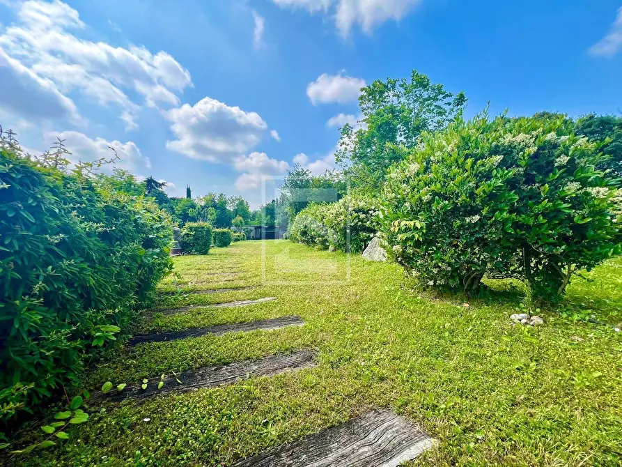 Immagine 4 di Appartamento in vendita  in Via Andreis a Desenzano Del Garda