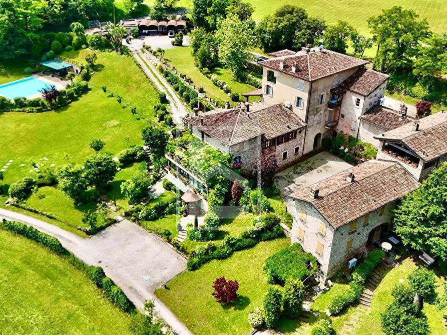 Immagine 37 di Appartamento in vendita  in Via Andreis a Desenzano Del Garda