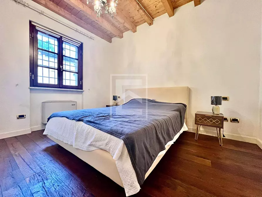 Immagine 31 di Appartamento in vendita  in Via Andreis a Desenzano Del Garda