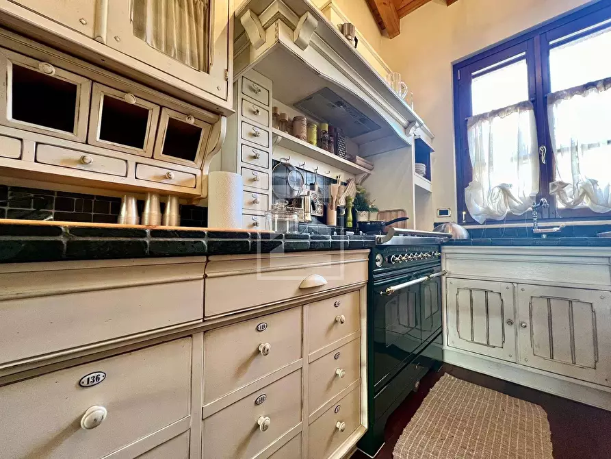 Immagine 7 di Appartamento in vendita  in Via Andreis a Desenzano Del Garda