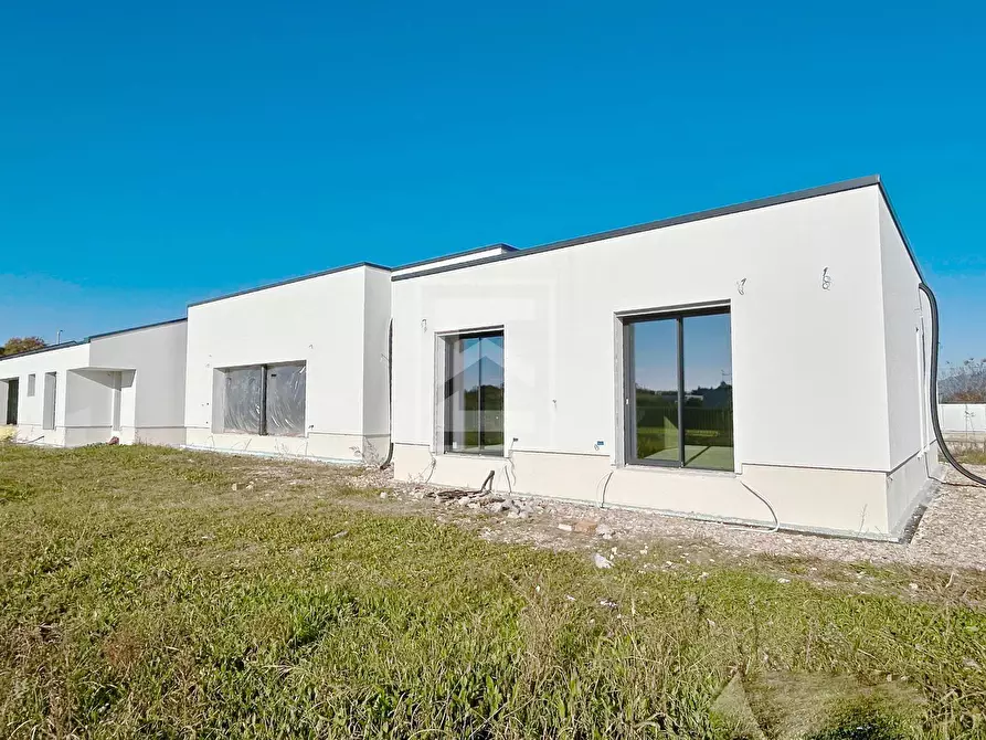 Immagine 9 di Villa in vendita  in Via san pietro a Desenzano Del Garda