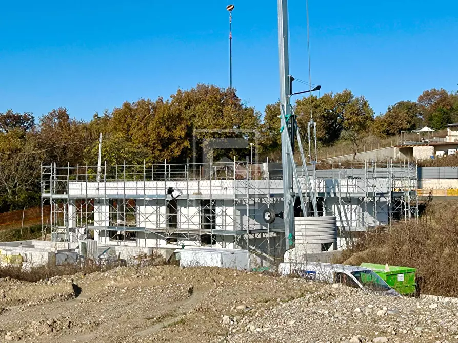 Immagine 5 di Villa in vendita  in Via san pietro a Desenzano Del Garda