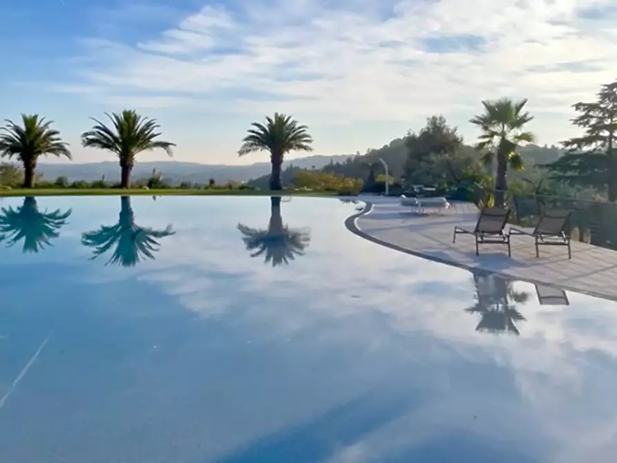 Immagine 5 di Attico in vendita  in Via San Rocco a Padenghe Sul Garda