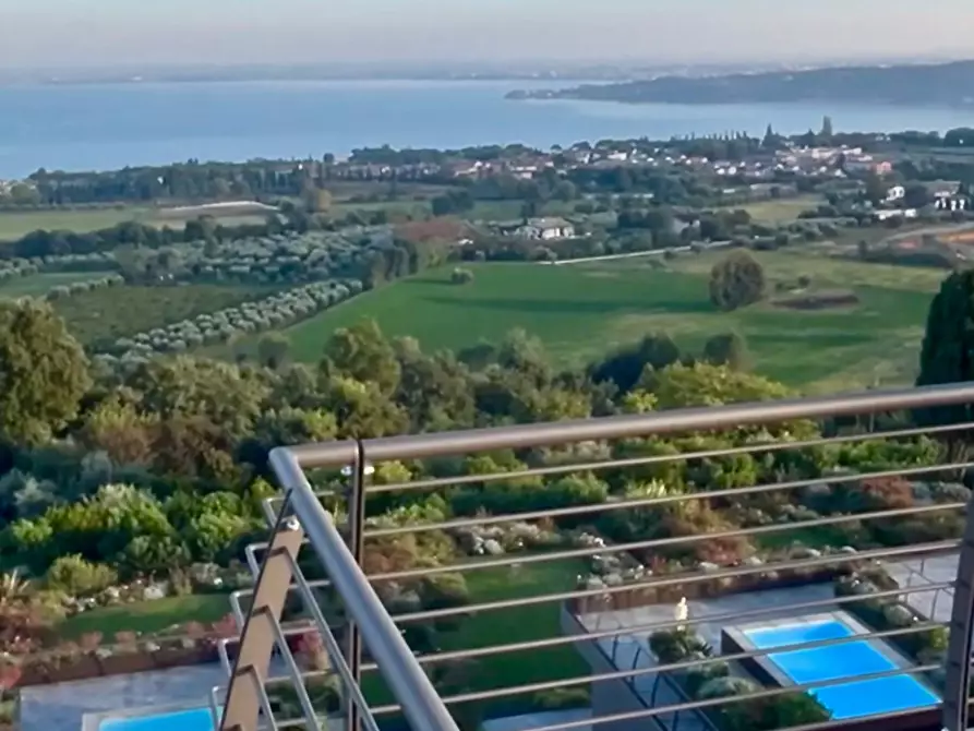 Immagine 6 di Attico in vendita  in Via San Rocco a Padenghe Sul Garda