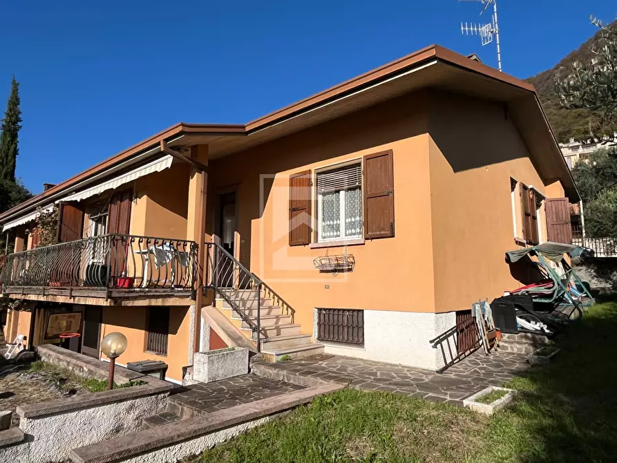 Immagine 4 di Casa semindipendente in vendita  in Via Padre Marcolini 15 a Calvagese Della Riviera