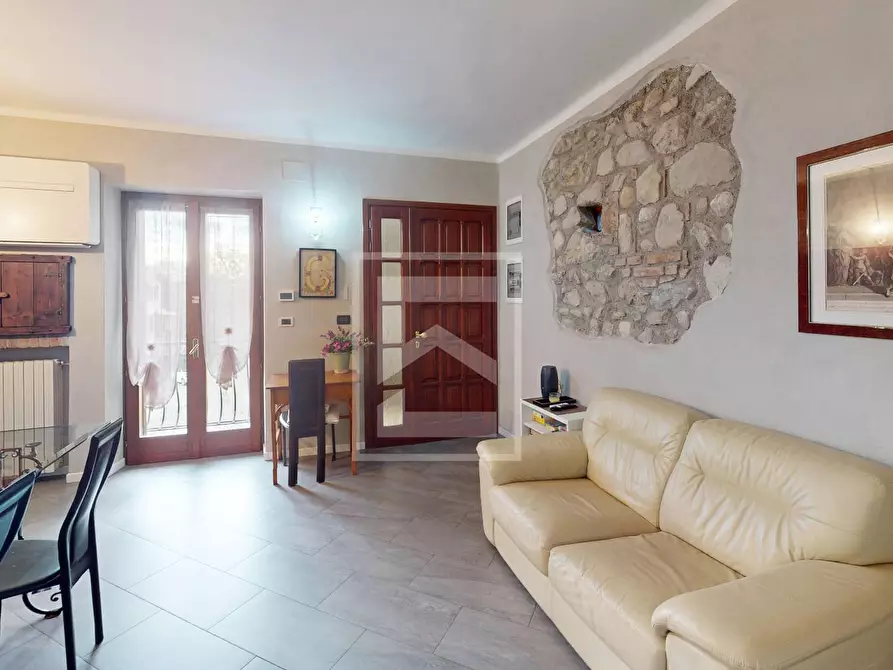 Immagine 4 di Appartamento in vendita  in VIA DEL CASTELLO a Calvagese Della Riviera