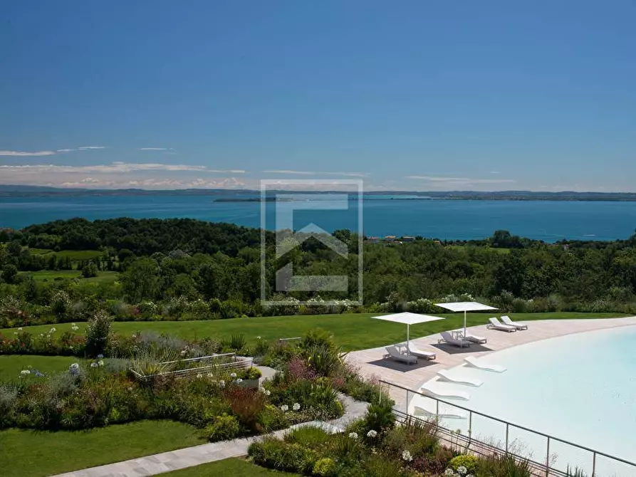 Immagine 30 di Attico in vendita  in Via San Rocco a Padenghe Sul Garda