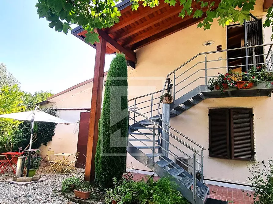 Immagine 1 di Casa semindipendente in vendita  in Strada Salionze a Monzambano