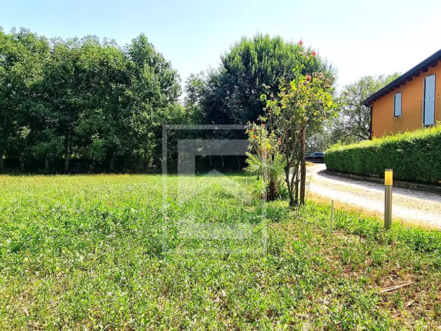 Immagine 6 di Casa semindipendente in vendita  in Strada Salionze a Monzambano