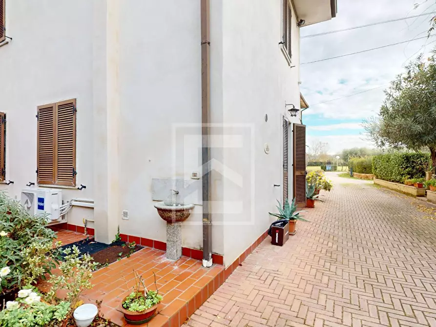 Immagine 8 di Casa semindipendente in vendita  in Strada Salionze a Monzambano