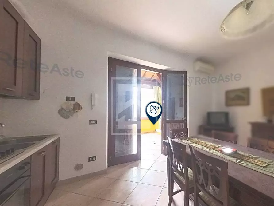 Immagine 3 di Appartamento in vendita  in Via Agello 168 a Desenzano Del Garda