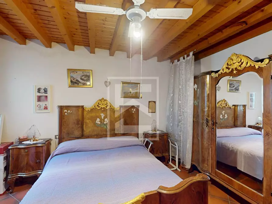 Immagine 16 di Appartamento in vendita  in via montana 2 a Toscolano-Maderno