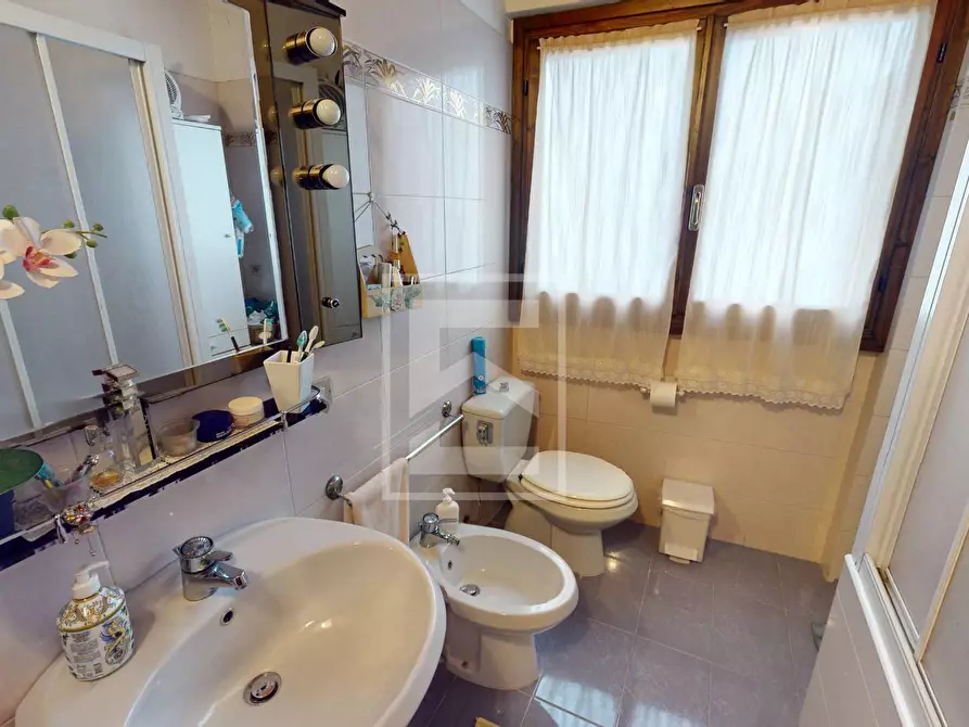 Immagine 30 di Appartamento in vendita  in via montana 2 a Toscolano-Maderno