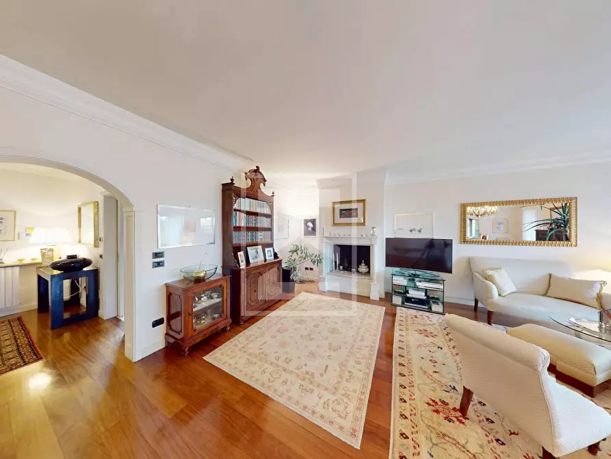 Immagine 5 di Casa semindipendente in vendita  in Via Romanino a Desenzano Del Garda