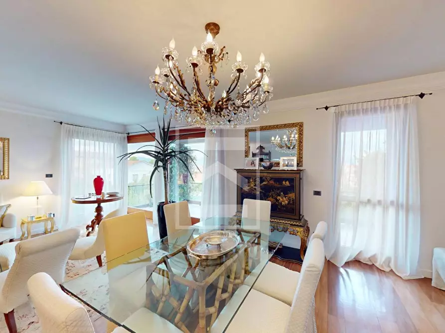 Immagine 11 di Casa semindipendente in vendita  in Via Romanino a Desenzano Del Garda