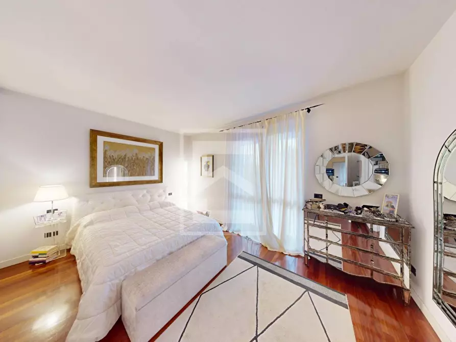 Immagine 23 di Casa semindipendente in vendita  in Via Romanino a Desenzano Del Garda