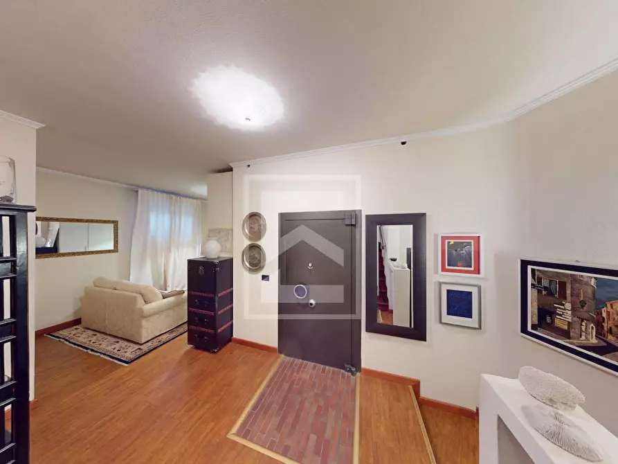 Immagine 31 di Casa semindipendente in vendita  in Via Romanino a Desenzano Del Garda