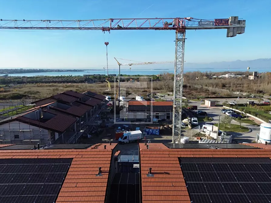 Immagine 3 di Casa semindipendente in vendita  in VIA FORTE FENILAZZO 4 a Castelnuovo Del Garda