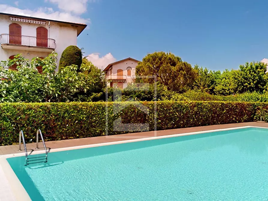 Immagine 2 di Appartamento in vendita  in via sammicheli a Peschiera Del Garda