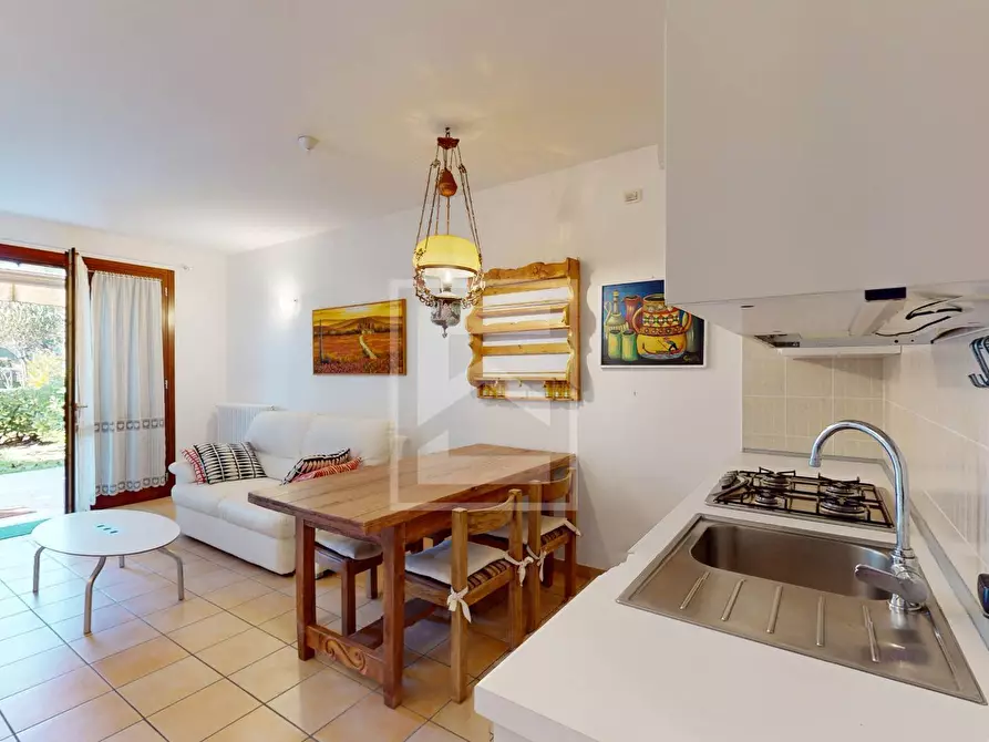 Immagine 22 di Appartamento in vendita  in via sammicheli a Peschiera Del Garda