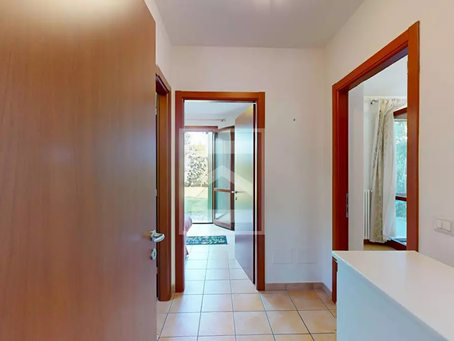 Immagine 25 di Appartamento in vendita  in via sammicheli a Peschiera Del Garda