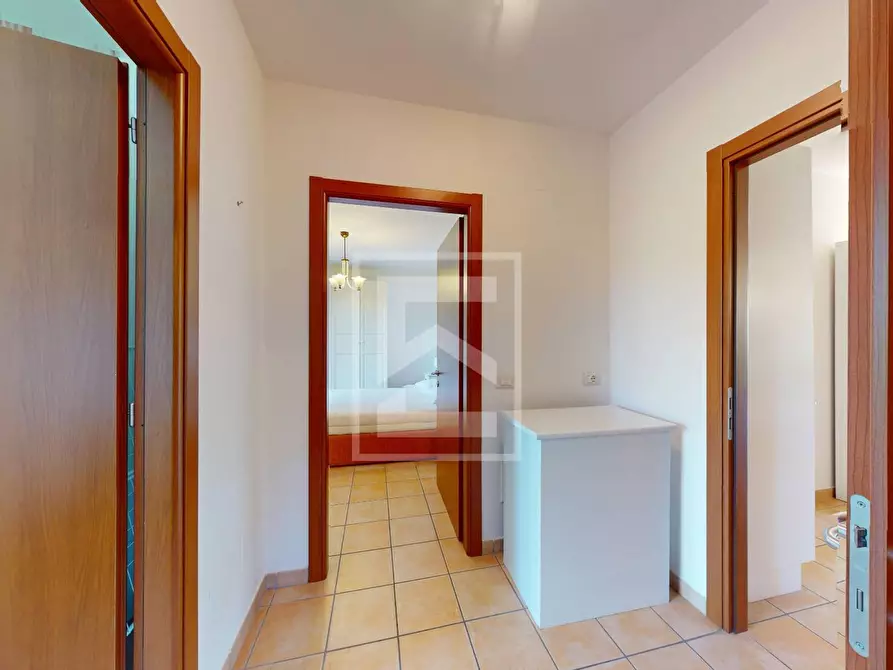 Immagine 26 di Appartamento in vendita  in via sammicheli a Peschiera Del Garda