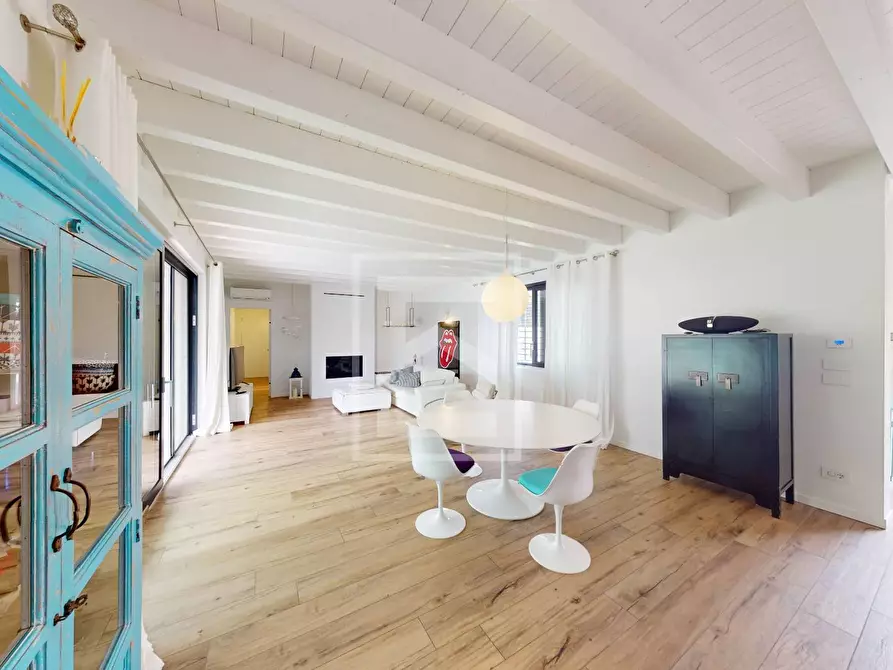 Immagine 10 di Villa in vendita  in via Pralongo a Padenghe Sul Garda