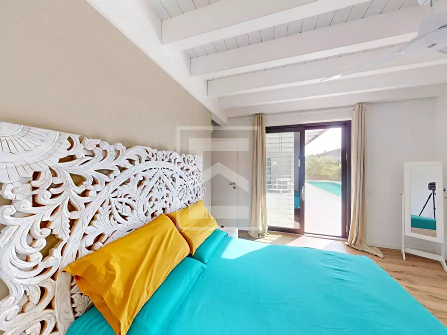 Immagine 25 di Villa in vendita  in via Pralongo a Padenghe Sul Garda