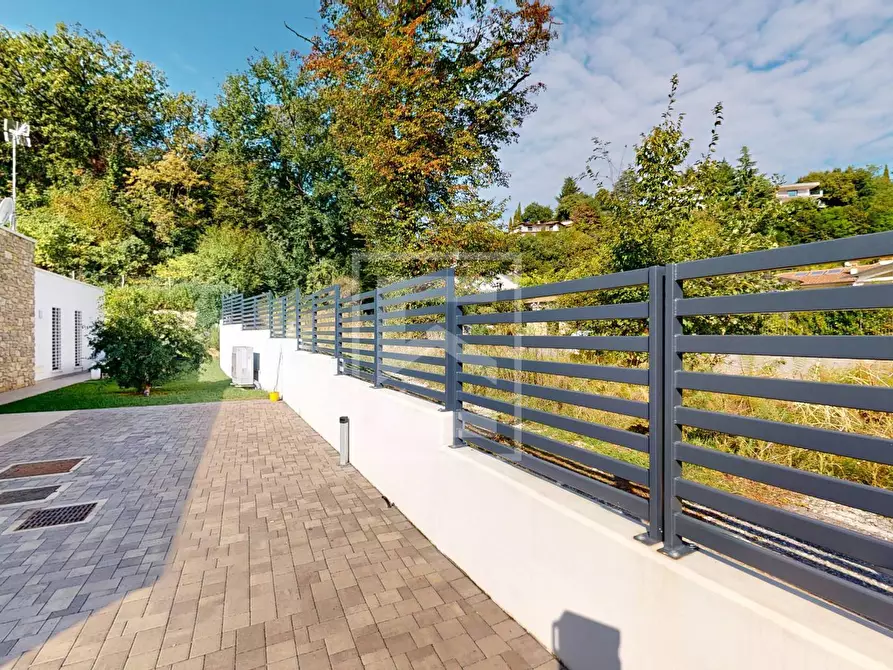 Immagine 44 di Villa in vendita  in via Pralongo a Padenghe Sul Garda