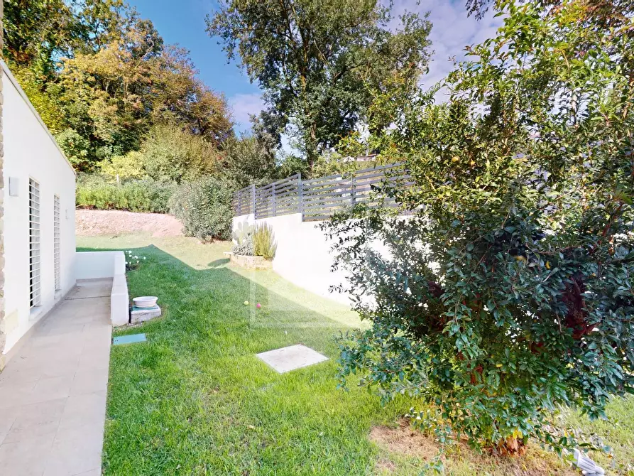 Immagine 45 di Villa in vendita  in via Pralongo a Padenghe Sul Garda